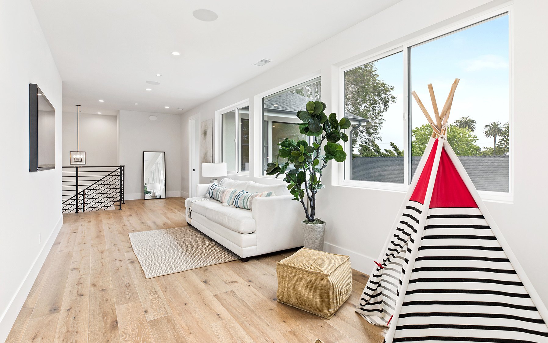 175 Costa Mesa St residential project, photo 25