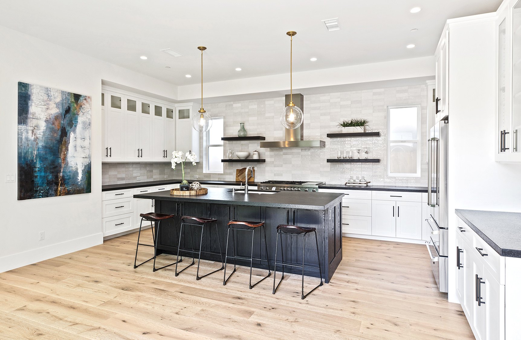 175 Costa Mesa St residential project, photo 2