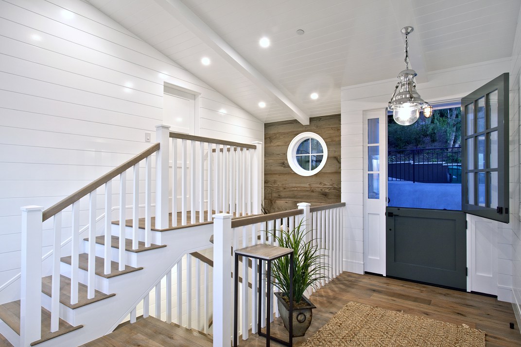 Buena Vista Way residence, photo 2
