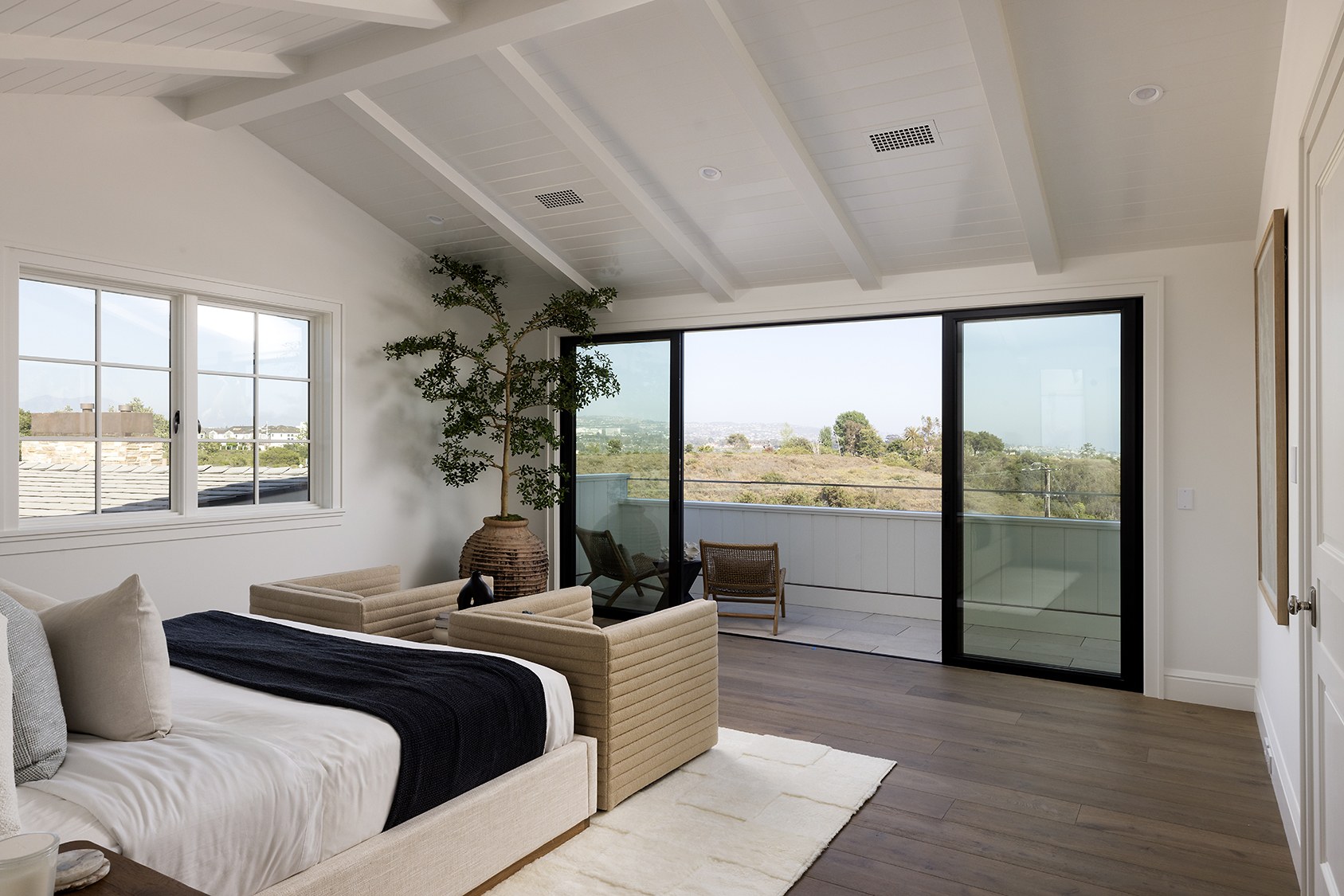 Saint James Place residence, photo 18