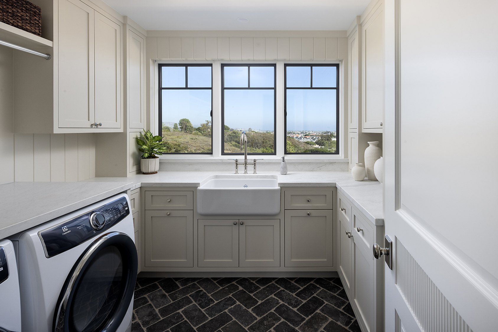 702 Saint James residential project, photo 40